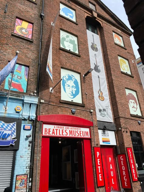 Brit Core, London Beatles, Liverpool Beatles, Liverpool Aesthetic, Cavern Club Liverpool, Beatles Aesthetic, European Life, The Beatles Story, Cool Britannia