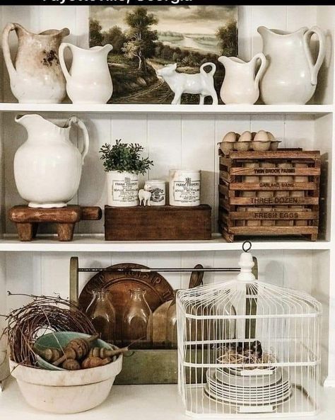 Kitchen Hutch Decor, Hutch Styling, Antique Booth Ideas, Styling Shelves, Hutch Decor, Bookcase Decor, Ideas Hogar, Decorating Shelves, Kitchen Cupboard