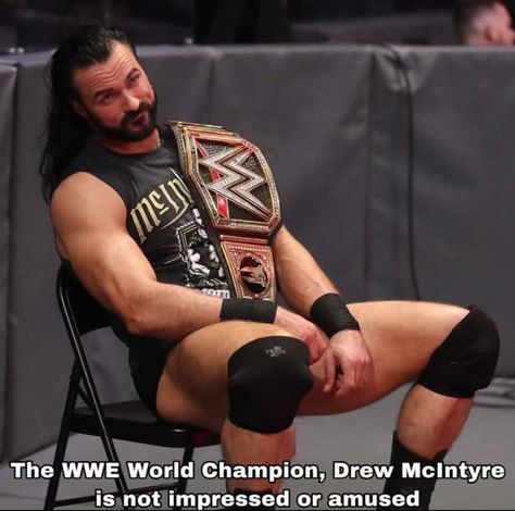 Drew Mcintyre Wallpaper, Joshua Fatu, Wwe Gifs, Roman Reigns Shirtless, Scottish Warrior, The Shield Wwe, Gay Books, Drew Mcintyre, Pro Wrestler