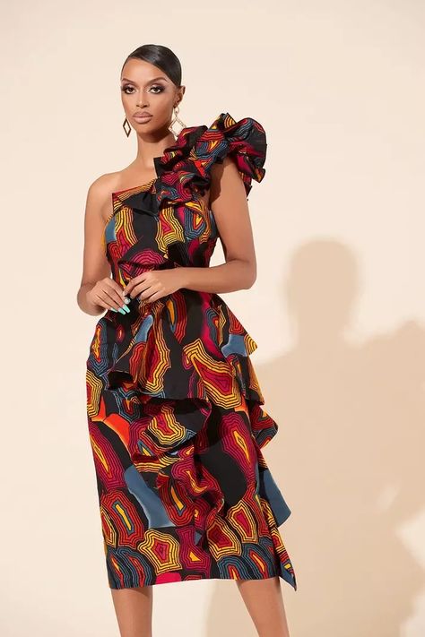 December Outfits, Kitenge Fashion, Ankara Clothing, Chic Evening Dress, Afrocentric Fashion, African Print Dress Ankara, African Inspired Clothing, Afrikaanse Mode, Ankara Dresses