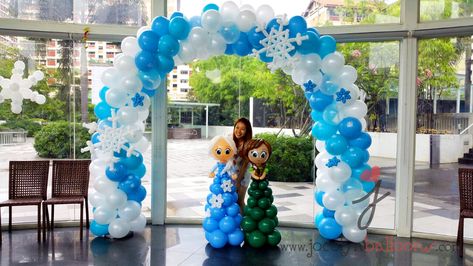 Jocelyn's Balloon Decorations | JocelynBalloons | The Leading Balloon Decoration Company in Singapore Frozen Balloon Decorations, Frozen Birthday Party Favors, Frozen 3rd Birthday, Frozen Balloons, Frozen Birthday Party Ideas, Disney Frozen Birthday, Frozen Theme Party, Happy 4th Birthday, Diy Balloon Decorations