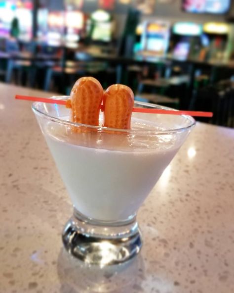 1 Likes, 0 Comments - Token Game Tavern - Knoxville (@tokengametavern) on Instagram: “The circus *drinks* are coming to town! [Pie in your Face, Cotton Candy, and Circus Peanut]…” Circus Drinks, Theme Cocktails, Circus Peanuts, Carnival Theme, Carnival Themes, In Your Face, The Circus, Art Food, Carnival Party