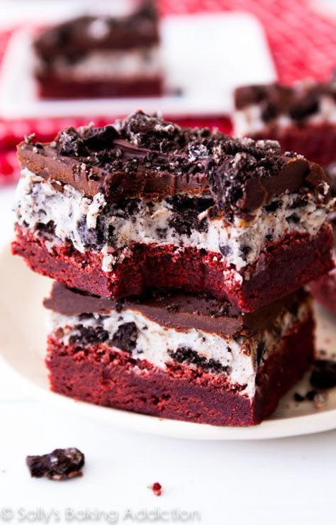 <a href="https://go.redirectingat.com?id=74679X1524629 Red Velvet Oreo Brownies, Brownies Decorados, Oreo Frosting, Oreo Brownie, Red Velvet Desserts, Red Velvet Oreo, Velvet Brownies, Red Velvet Brownies, Red Velvet Recipes