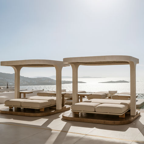 A perfect alliance between design and nature in a luxurious paradise.

🔎 Upholstery: Glad Desert 1033
🔗 Aluminium: Crema 5036 Lamp Planters, Jean Marie Massaud, Planter Bench, Mykonos Hotels, Solar Shades, Aegean Sea, Wood Detail, Architecture Visualization, Infinity Pool