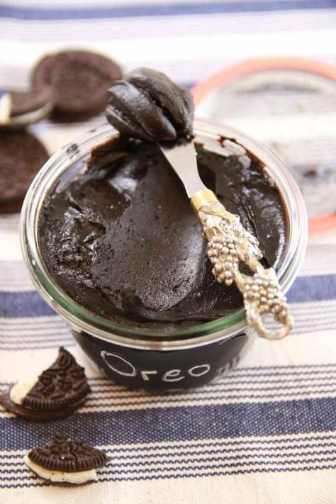 Edible Cookie Dough Recipe For One, Oreo Butter, Edible Cookie Dough Healthy, Cookie Butter Recipe, Oreo Cookie Butter, Homemade Cookie Butter, Baking With Grandma, Homemade Oreo Cookies, Gimme Delicious