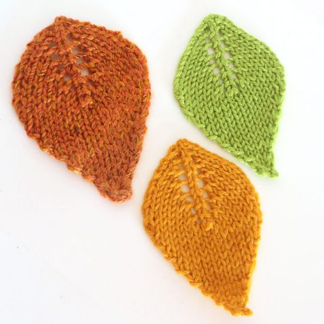 Leaf Knit Pattern Free, Knitted Leaves Free Pattern Easy, Knitted Leaf Pattern Free Leaves, Knit Leaves Free Pattern, Knitted Leaf Pattern, Knitted Leaves, Knit Leaves, Leaf Knitting Pattern, Knitted Flower Pattern