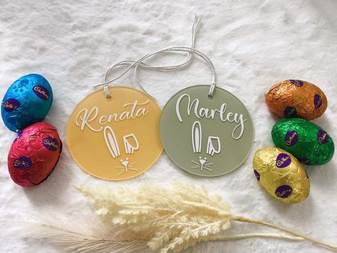 Easter is just around the corner. How more to celebrate with a personalised Easter Hamper Acrylic Named Tag to add to your families individual egg baskets. No more mix ups, just stylish organisation! Purchase a custom handmade acrylic design from https://lovefamilydesigns.no #photoprop #personalisedname #permanentvinyl #nametags #namesigns #meaningfulgift #easterhampers #eastergifts #easterbaskets #easter #decordesigns #chocolateeggs #acrylicblanks Easter Hamper, Egg Baskets, Handmade Personalized Gifts, Acrylic Design, Egg Basket, Chocolate Eggs, Acrylic Designs, Personalized Easter, Easter Gifts