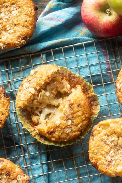 Pumpkin Applesauce Muffins, Apple Oatmeal Muffins, Cheddar Muffins, Roasted Cabbage Steaks, Healthy Oats, Apple Cheddar, Apple Muffin Recipes, High Altitude Baking, Cabbage Steaks