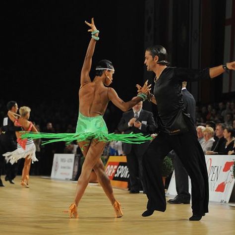 Jive (Ballroom, International Latin) Hustle Dance, Ballroom Dancing Dresses Latin, Latin Dancing, Latin Dance Costume, Salsa Dance, Ballroom Dance Latin, Dancing Baby, Dance Movement, Swing Dance