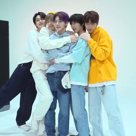 txt ot5 lq icon Ot5 Txt, Txt Pfp, Txt Ot5, Txt Pics, Pfp Matching, Boyfriend Photos, Reasons To Live, Boy Groups, Rush