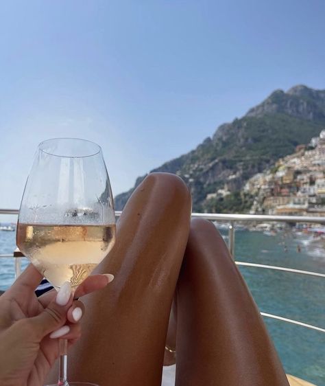 Blow A Kiss, Dolce Far Niente, Juan Les Pins, Luxurious Fashion, Malibu Barbie, Future Lifestyle, Rich Life, Italian Summer, Dream Lifestyle