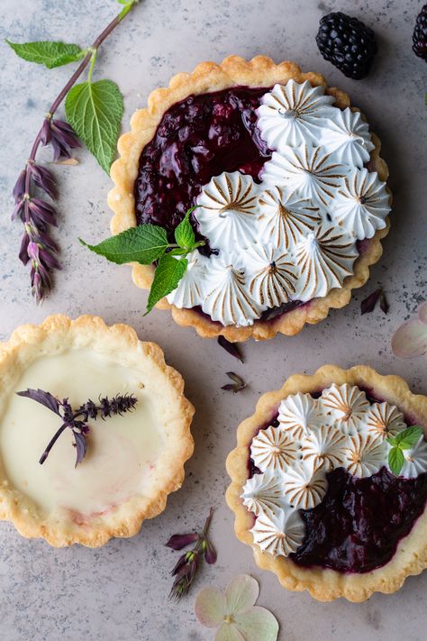 Blackberry Meringue Tarts | Salt and Serenity Blackberry Meringue Pie, Black Sesame Tart, Flummery Tart, Winter Tarts, Blackberry Tarts, Berry Desert, Blackberry Tart, Anna Olsen, Holiday Bakes