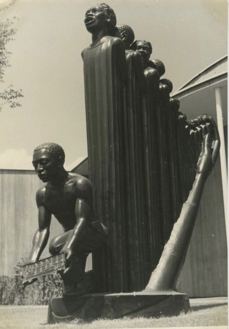 Lift Every Voice And Sing, Augusta Savage, Jacob Lawrence, Norman Lewis, Black Arts Movement, Photo Sculpture, Popular Artwork, Modern Art Movements, The Harp