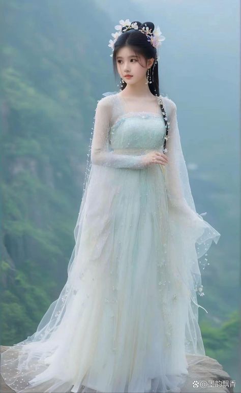 Korean Hanfu, Elven Wedding Dress, Chinese Princess Dress, Traditional Asian Dress, Chinese Traditional Costume, Chinese Traditional Dress, Ancient Chinese Dress, Korean Traditional Dress, Edgy Jewelry