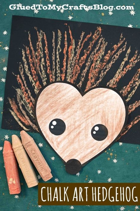 #gluedtomycrafts Paper & Chalk Art Hedgehog Craft For Kids To Make Today! Free Printable Included! Hedgehog Craft For Kids, Art Ideas For Teens, Hedgehog Craft, Kid Craft, Hedgehog Art, Daycare Crafts, Paper Printable, Autumn Crafts, Kindergarten Art