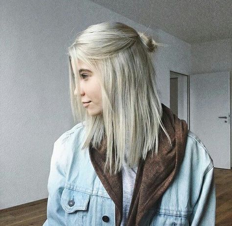 Melina Sophie, Smart Hairstyles, Hipster Hairstyles, Tumblr Hipster, Balayage Blond, Short Grunge Hair, Hair Envy, Grunge Hair, Trendy Hairstyles