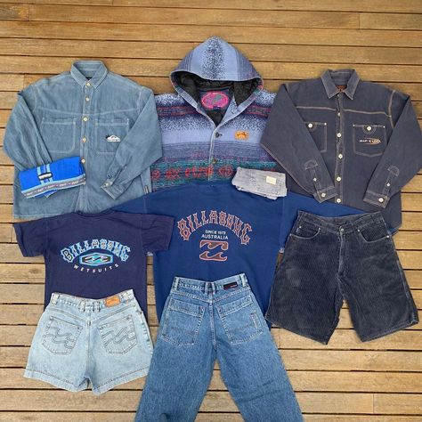 90s Surf Fashion, Vintage Surf Outfit, Surf Girl Outfits, Vintage Surf Wear, Billabong Outfits, Surf Aesthetic Outfit, Aesthetic 2000s Outfits, Vintage Surfwear, Salty Granola