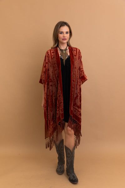 Velvet Dream Mesh Tapestry Kimono – The House of Gentry Witchy Boho Fashion, Boho Goth Outfits, Boho Plus Size Outfits, Boho Goth, Boho Plus Size, Kimono Sweater, Bralette Tops, Novelty Clothing, Kimono Dress