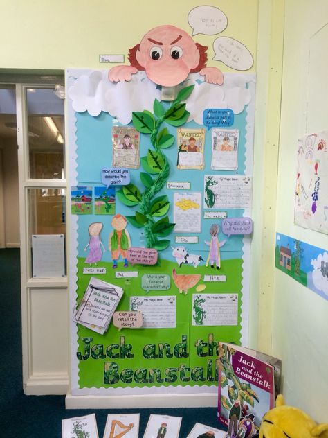 Jack And The Beanstalk Display Classroom, Jack And The Beanstalk Bulletin Board, Beanstalk Display, Jack And The Beanstalk Display, Giant From Jack And The Beanstalk, Fairy Tales Preschool Activities, Bean Stalk, Literacy Display, Reading Display