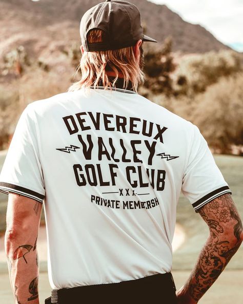 Vintage Golf Shirt, Golf Polo Shirts Men, Polo Design Ideas, Golf Streetwear, Golf Logo Inspiration, Vintage Golf Fashion, Devereux Golf, Golf Style Men, Golf Outfit Men