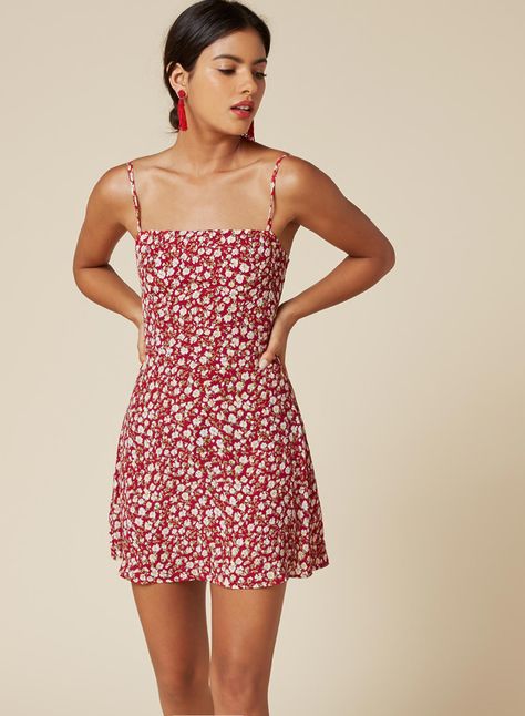 Pinterest:sapphiresatan Little Dresses, Dress Red, Fit And Flare Dress, Look Fashion, Spring Summer Fashion, Pretty Dresses, Cute Dresses, Dress To Impress, Red Dress