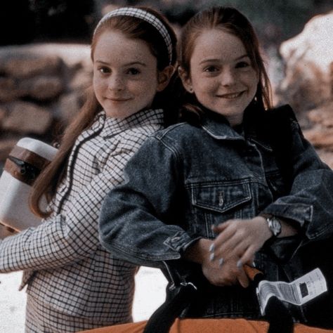 Parent Trap Twins, Twins Game, Nostalgic Summer, Natasha Richardson, Oz Movie, The Parent Trap, The Little Mermaid 1989, Parent Trap, Watching A Movie