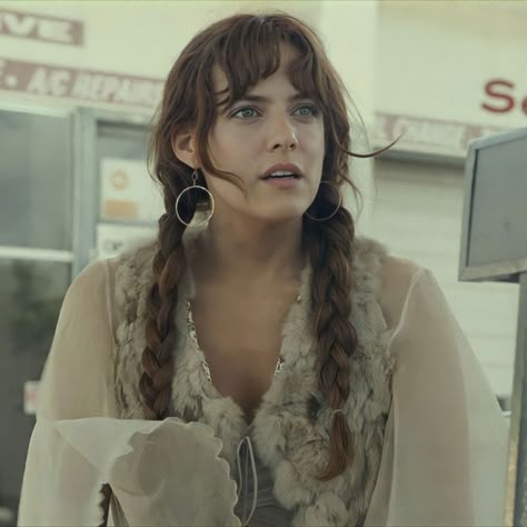 70s Boho Hairstyles, Daisy Jones Hair, Riley Keough, Daisy Jones, 70s Boho, Boho Hairstyles, Aesthetic Hair, Daisy, Hairstyles