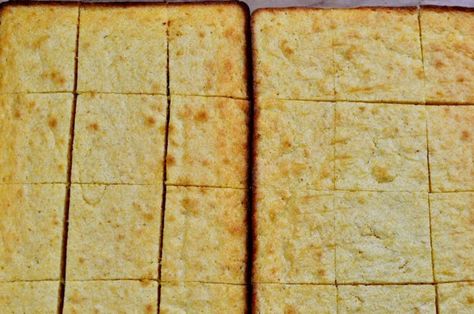 Big Batch Cornbread, Cornbread For A Crowd Recipe, Cornbread Recipe For Large Crowd, Sheet Pan Cornbread, Cornbread For A Crowd, Buttermilk Corn Muffins, Healthy Cornbread, Pan Cornbread, Jiffy Corn Muffins