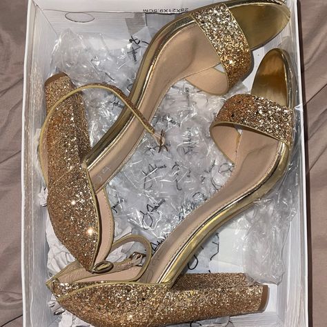 Women Heels Gold Glitter Brand New Quince Shoes Heels Gold, Wedding Shoes Bride Gold, Gold Sparkly Heels Prom, Gold Prom Shoes Heels, Gold Thick Heels, Sweet Sixteen Shoes, Quince Heels Gold, Gold Quince Shoes, Golden Quinceanera Theme