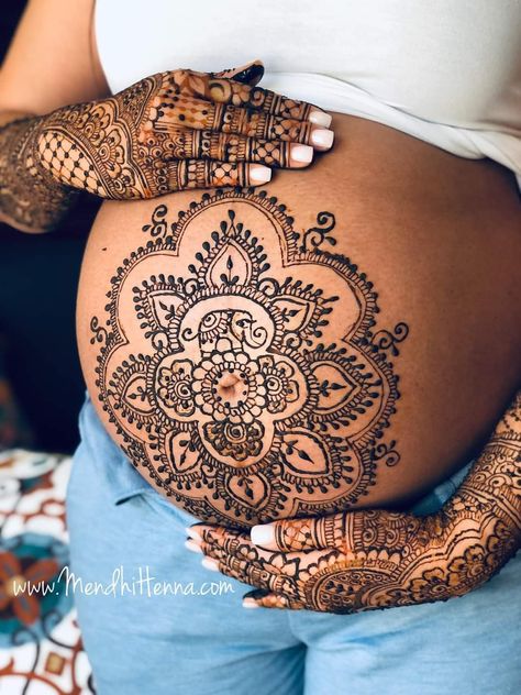 Pregnant Henna, Maternity Henna, Belly Henna, Maternity Picture Outfits, Pregnant Belly Painting, Henna Style Tattoos, Belly Art, Tattoo Beautiful, Pregnancy Belly Photos