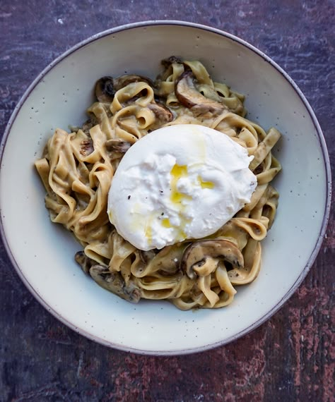 Truffle Burrata, Mushroom Tagliatelle, Tagliatelle Recipe, Italian Truffles, Burrata Recipe, Italian Casserole, Truffle Pasta, Truffle Mushroom, Wild Mushroom