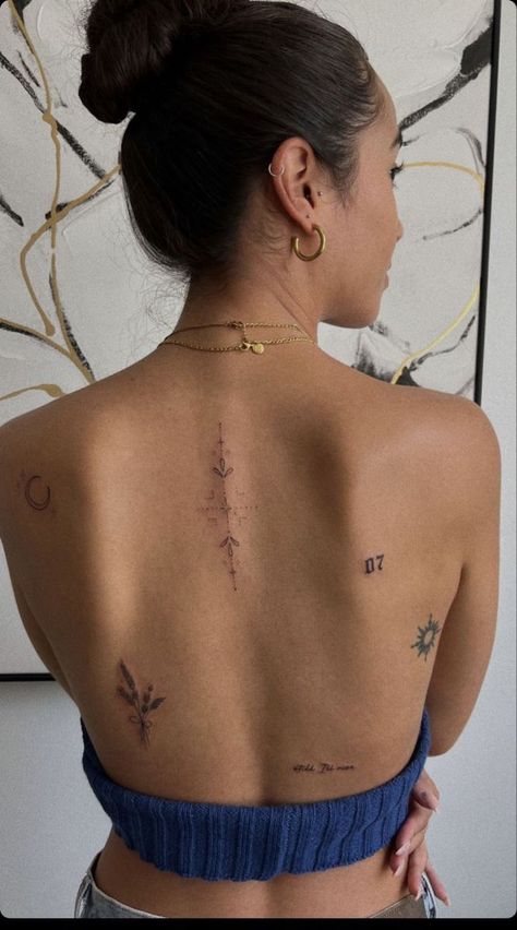 Tatoo Dog, Small Back Tattoos, Tato Minimal, Neck Tattoos Women, Back Of Neck Tattoo, Handpoke Tattoo, Petite Tattoos, Spine Tattoos For Women, Neck Tattoos