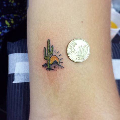 Tattoo Cactus, Tattoo Friends, Tattoo Birds, Tattoo Christian, Desert Tattoo, Arizona Tattoo, Cactus Sunset, Tattoo Ankle, Tattoo Disney