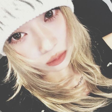 Blonde Winter Aespa, Winter Pfps Aespa, Winter Aespa Pfp, Kpop Pfp Icon, Aespa Pfp, Winter Pfp, Aespa Kpop, Pfp Kpop, Winter Icon