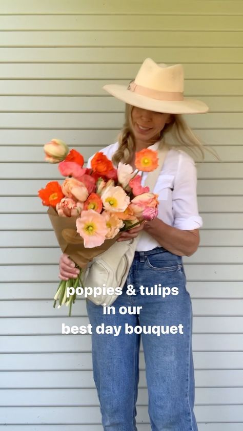 featherflowerfarm on Instagram: Spring blooms having their best days!🧡🌸 . Poppies & tulips together = a beautiful moment to celebrate🌸🧡 . Mixed bouquets at our flower… Poppy Flower Bouquet, Poppy Bouquet, Tulip Bouquet, Flower Stand, Favorite Flowers, Sonoma County, Flower Bouquets, Flower Stands, Spring Blooms