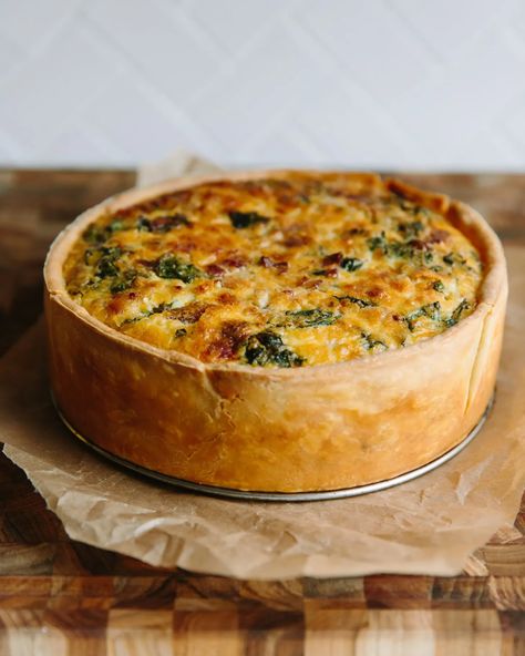 Springform Pan Recipes, Best Quiche Recipes, Baking Weights, Easy Quiche, Quiche Recipes Easy, Breakfast Quiche, Crustless Quiche, Pan Recipes, Springform Pan