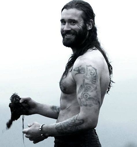 Rolo "Vikings" Viking Tattoo Meaning, Vikings Cast, Man With Long Hair, Clive Standen, History Channel Vikings, Viking Series, Vikings Tv Show, Alexander Ludwig, Cuffing Season