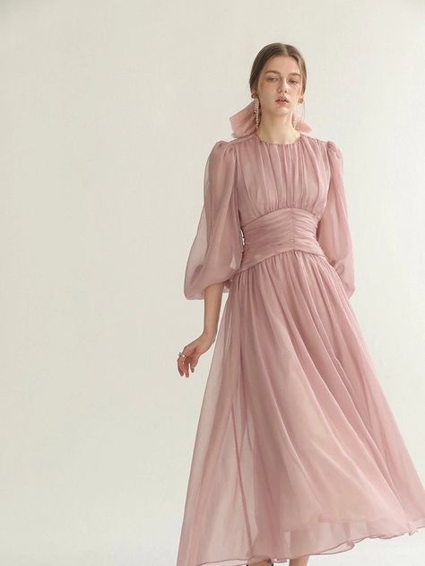 Modest Graduation Dress, Modest Long Dresses, Bear Drawings, Asian Style Dress, Fairytale Fashion, Iphone Instagram, Pastel Dress, Dress Muslim, Muslim Outfits