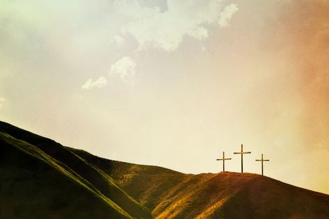 Jesus Christ Resurrection, Easter History, Easter Resurrection, Three Crosses, Worship Backgrounds, Church Backgrounds, Resurrection Day, Christian Backgrounds, Jesus Resurrection