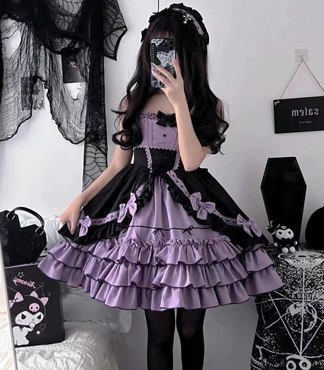 (20+) Facebook Purple Dress Gothic, Purple Lolíta Dress, Gothic Purple Outfit, Cute Purple Outfits, Kuromi Dress, Black And Purple Dress, Purple Dress Outfits, Pastel Goth Dress, Maiden Dress