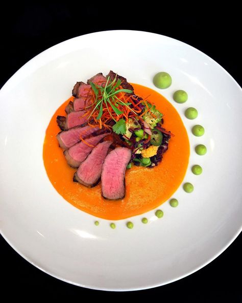 Carrot Sauce, Duck Breast Recipe, Forbidden Rice, Food Presentation Plates, Gourmet Food Plating, Bistro Food, Fine Dining Recipes, Luxury Food, Rice Salad