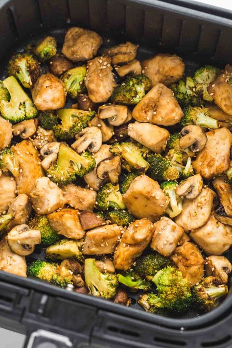 This Air Fryer chicken and broccoli dinner is so light and healthy! It's also really quick and easy to make, which makes it the perfect dinner for busy weeknights!