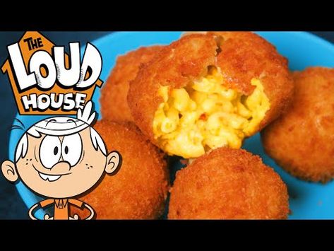 HOW TO MAKE Mac n' Cheese Bites from THE LOUD HOUSE! | Feast Of FictionWhat's up Feasters! Today's Mac and Cheese Bites will leave you salivating and day dreaming all day just like Lincoln from The Loud House.  INGREDIENTS1 1/2 cups of elbow macaroni1/4 cup butter1 Tbsp. flour1/2 tsp. salt1 cup whole milk1 cup sharp white cheddar, shredded1/2 cup Gruyere shredded1/4 cup all-purpose flour2 large eggs beaten3/4 cup panko bread crumbsvelveeta cheese for injectingINSTRUCTIONS1. Cook the macaroni noo Mac N Cheese Bites, Cheese Bites Recipe, Mac And Cheese Bites, Geek Food, Tv Food, The Loud House, Cheese Bites, Cute Snacks, Weird Food