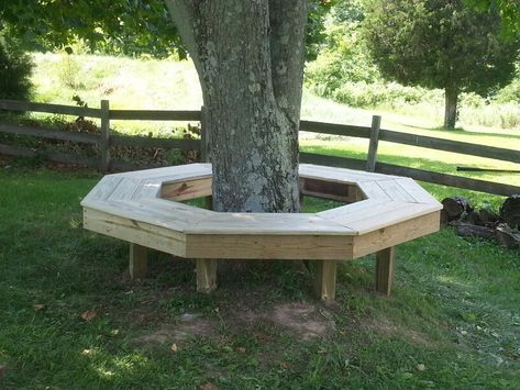 Octagon Tree Bench Plans (digital format) patio furniture https://etsy.me/2tEtQzO #supplies #gardening #patio #furniture #woodworking #plans #plywood #bench #outdoor Bench Around Trees, Diy Garden Patio, Tree Bench, Outdoor Furniture Plans, Bench Plans, Diy Garden Furniture, Budget Backyard, Backyard Projects, Diy Outdoor Furniture