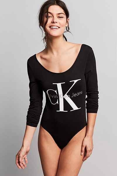 Calvin Klein For UO Bodysuit Calvin Klein Outfits, Black Calvin Klein, Bodysuit Fashion, Tops Black, Calvin Klein Black, Black Bodysuit, Womens Calvin Klein, Calvin Klein Jeans, Street Style Women