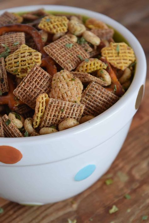 Nuts And Bolts Recipe Best Ranch, Nuts And Bolts Recipe, Dill Pickle Ranch, Ranch Chex Mix Recipes, Pickle Ranch, Ranch Chex, Ranch Chex Mix, Homemade Ranch Seasoning, Cereal Mix