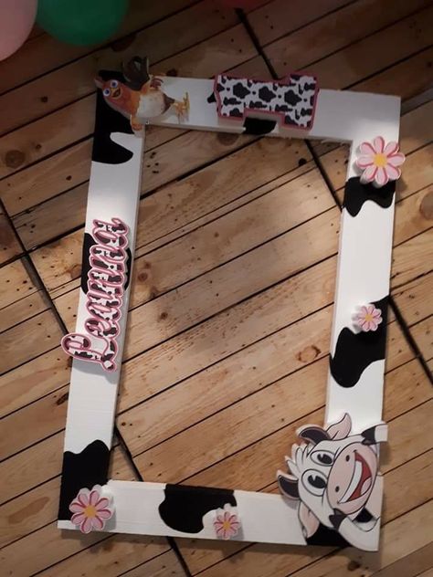 Portable Photo Booth, Cow Photos, Frame Props, Cowboy Baby Shower, Photo Frame Prop, Cow Birthday, 1st Birthday Themes, Birthday Planning