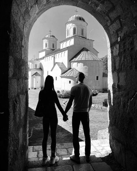 Serbian Orthodox Wallpaper, Orthodox Couple, Orthodox Family, Christian Bride, Dream Marriage, Church Aesthetic, Life Vibes, Orthodox Wedding, Christian Couples