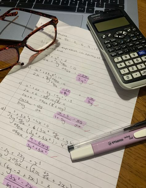 Study Math Motivation, Math Girl Aesthetic, Maths Homework, Romanticize Studying, Go Study, Study Mode, Study Study Study, Romanticising School, Study Aesthetics