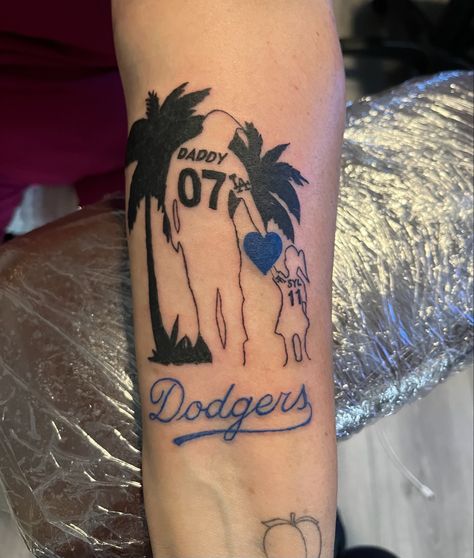 My dad me aand the Dodgers 💙 Dodger Tattoos For Women, Bubby Tattoo, La Dodgers Tattoo, Dodger Tattoo, Dodgers Tattoo, Rip Tattoo, Mark Tattoo, Mom Tattoo, Meaningful Tattoo